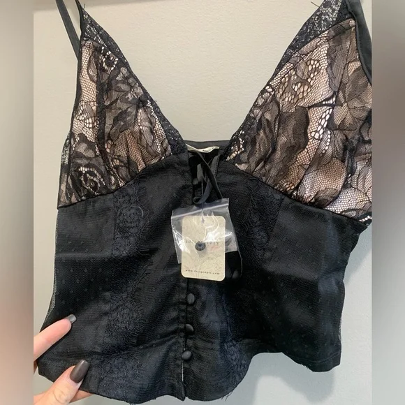 Free People Intimately Black Lace See Me Now Satin Camisole Top Size XS NWT Sexy - Picture 4 of 7